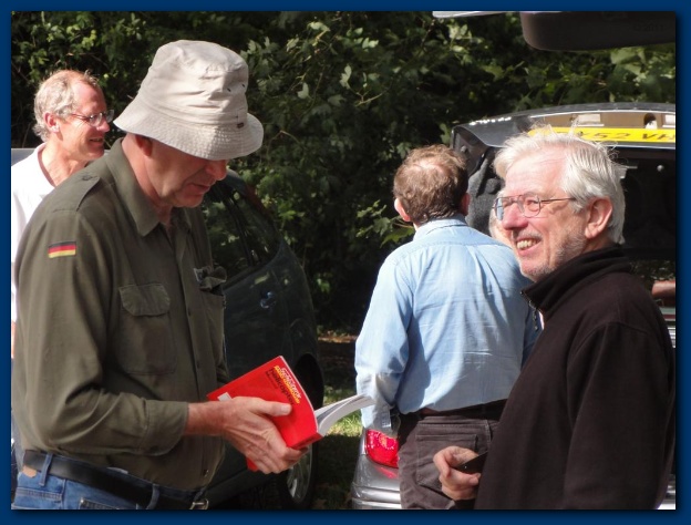 600x449 pixels (109K)